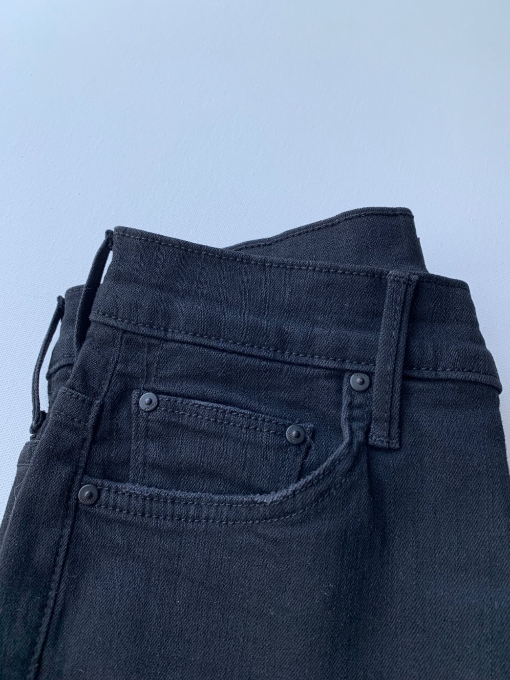 MOTHER The Insider Crop Step Fray jeans Women's Size 28 in Black - Picture 12 of 16